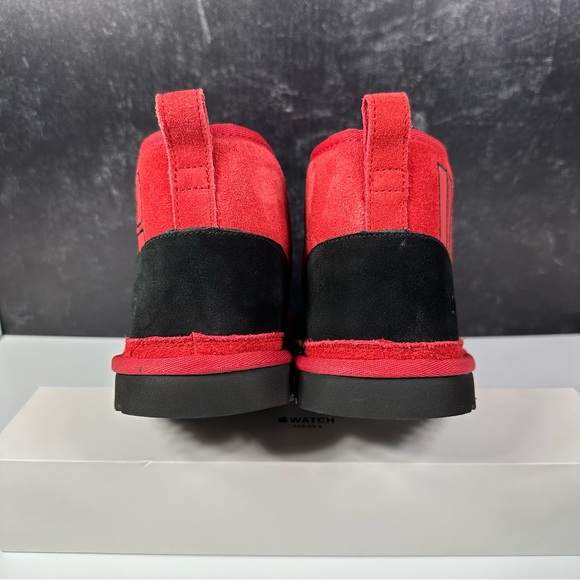 UGG NEUMEL GRAPHIC OUTLINE MENS CHUKKA BOOTS SIZE 11 SUEDE WOOL RED BLACK NEW - Picture 3 of 10